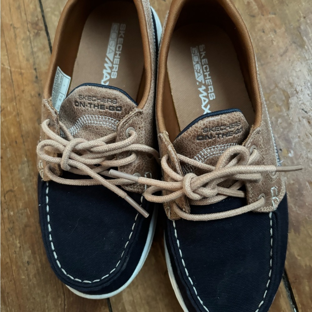 Skechers On-the-Go Navy and Tan Casual Shoes